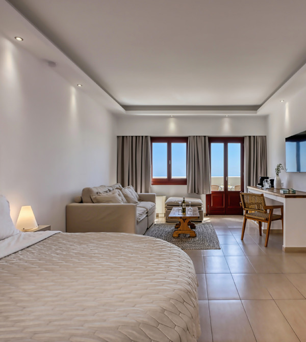 HONEYMOON SUITE WITH OUTDOOR JACUZZI