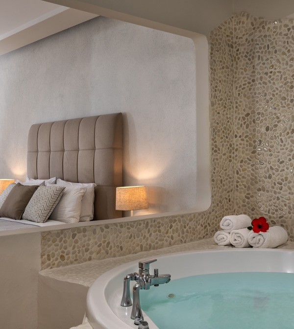 JACUZZI SUITE